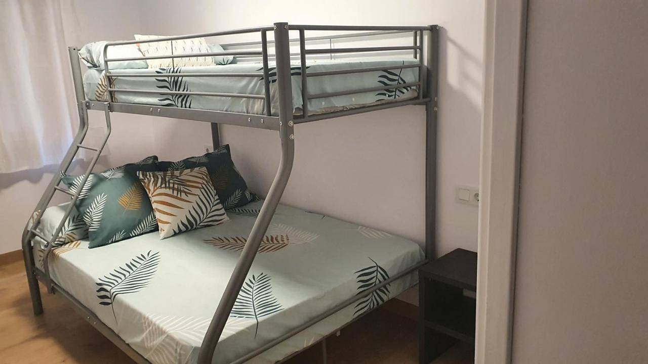 Apartamento entero, Xia Apartaments con acceso a piscina in Port Ainé, Rialp