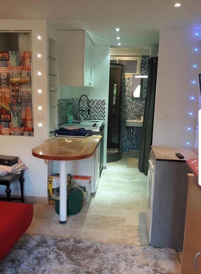 Gîte pour 2 personnes, avec terrasse et vue à Auribeau-sur-Siagne - 2