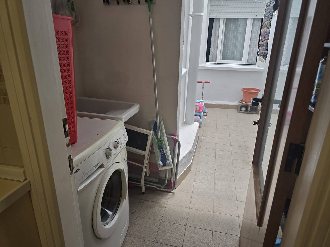 Entire apartment, Apartment 'Escondite Brisa Marina' with Private Terrace and Wi-Fi in Calpe Old Town, Calpe