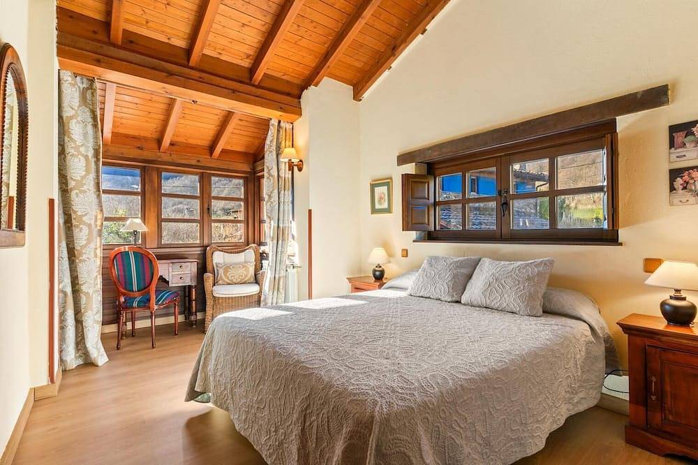 Casa rural (alquiler íntegro) para 4/6 personas. Bañera de hidromasaje in Quirós, Cordillera Cantábrica