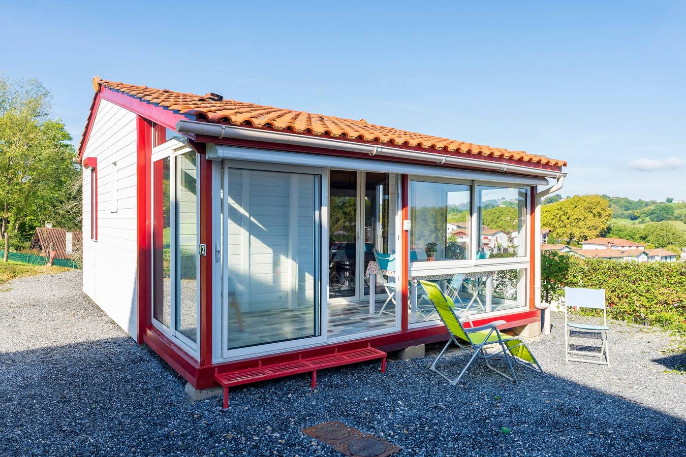 Chalet 'Ortalon - Hasparren' mit Gemeinschaftspool, Wlan und Klimaanlage in Hasparren, Bayonne und Umgebung