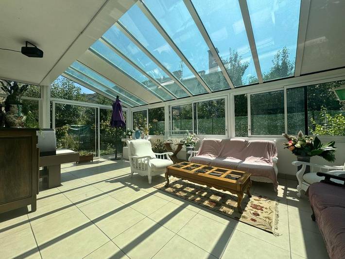 Maison de vacances pour 12 personnes, avec Balcon et Terrasse ainsi que Jardin et Piscine