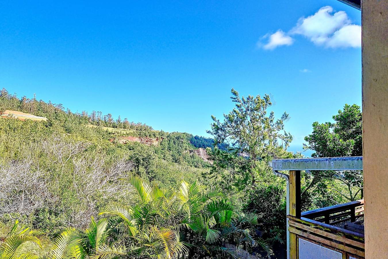 Entire apartment, Noulakaz - Balcon - Montagne in Saint-Denis, La Réunion