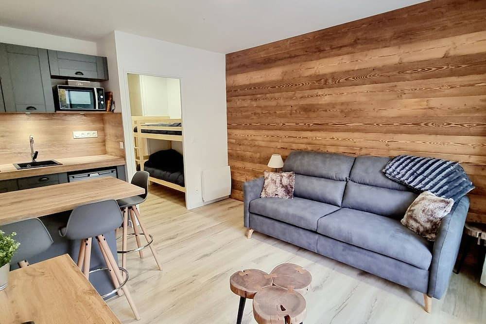 Ganze Wohnung, Renoviertes Studio für 4 Pers. an Skipisten mit Parkplatz in La Joue du Loup, Le Dévoluy