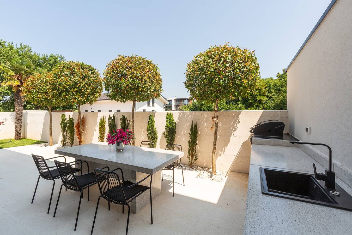 Villa Ventana with terrace and Bbq in Basanija, Umag und Umgebung