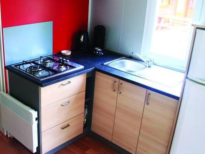 Mobil home pour 6 personnes, avec bassin pour enfant et sauna à Dévillac - 4