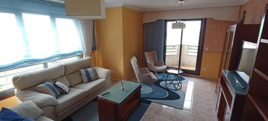 Gîte pour 6 personnes, avec terrasse et vue, animaux acceptés à Cervo (Espagne)