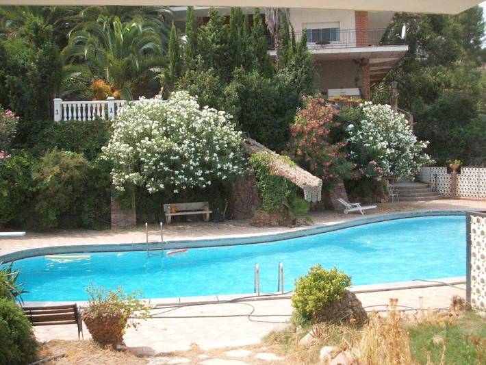 Casa rural para 12 personas, con Balcón y Terraza además de Jardín y Vistas en Bétera