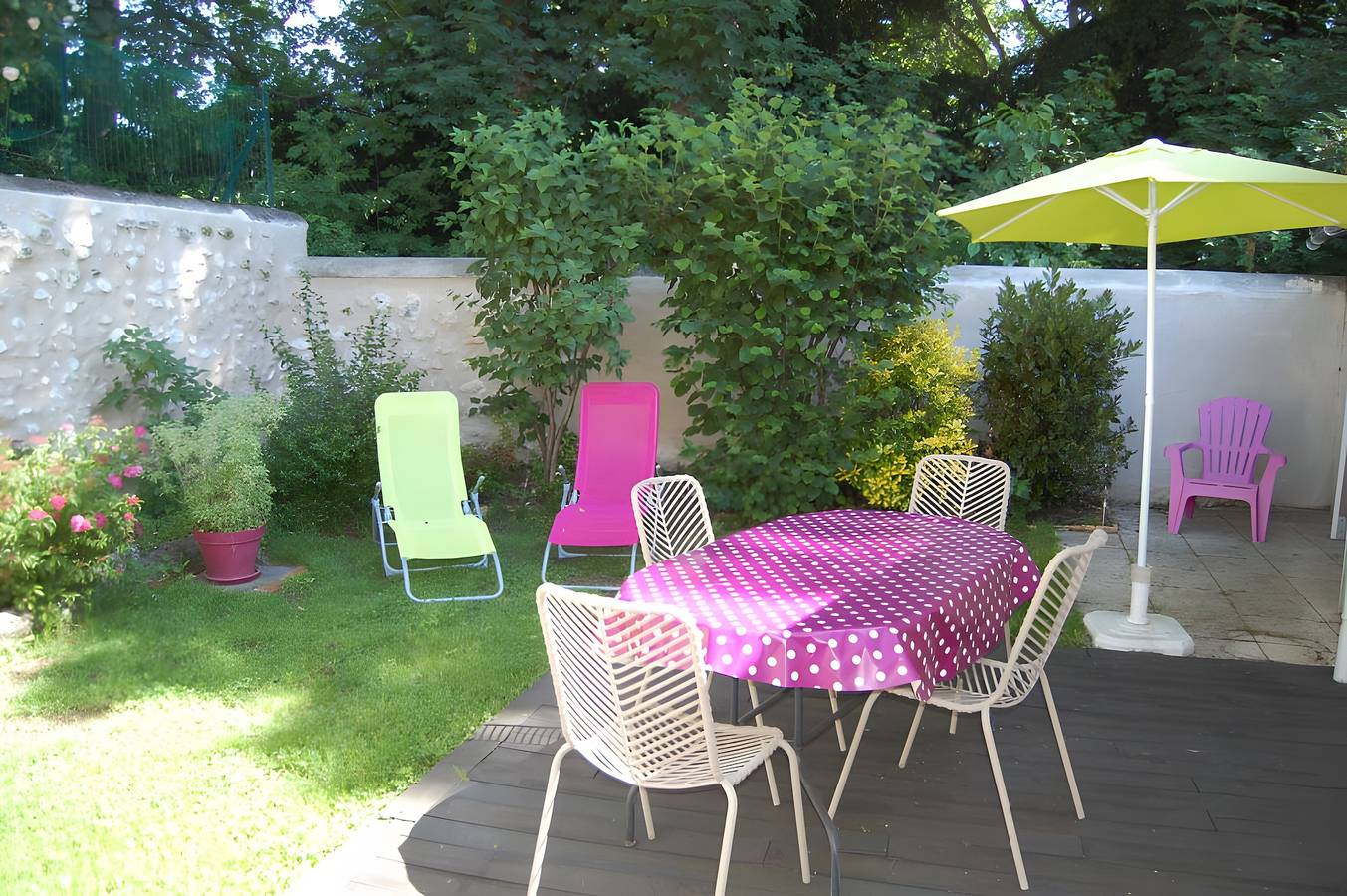 Gîte de Christine Amboise Centre avec terrasse privée et Wi-Fi in Amboise, Région de Tours