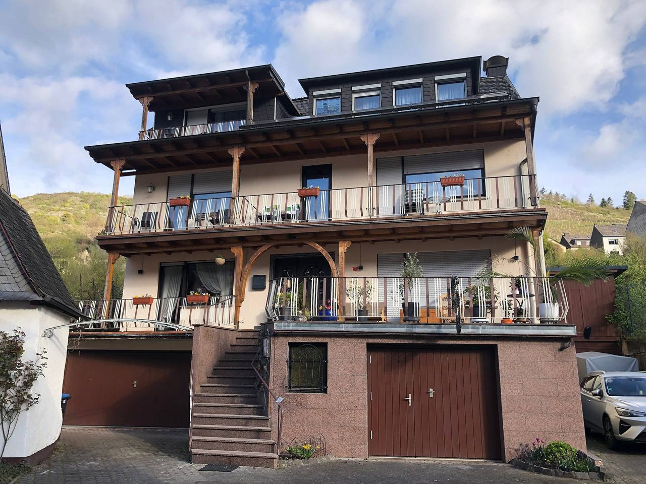 Room 'Zimmer 1 Og' with Shared Garden, Balcony and Wi-Fi in Klotten, Cochem-Zell