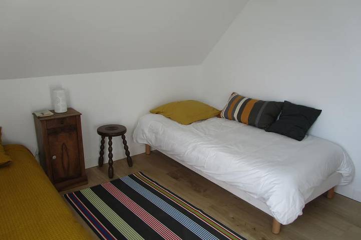 Location de vacances pour 6 personnes, avec terrasse et jardin à Primelin - 4