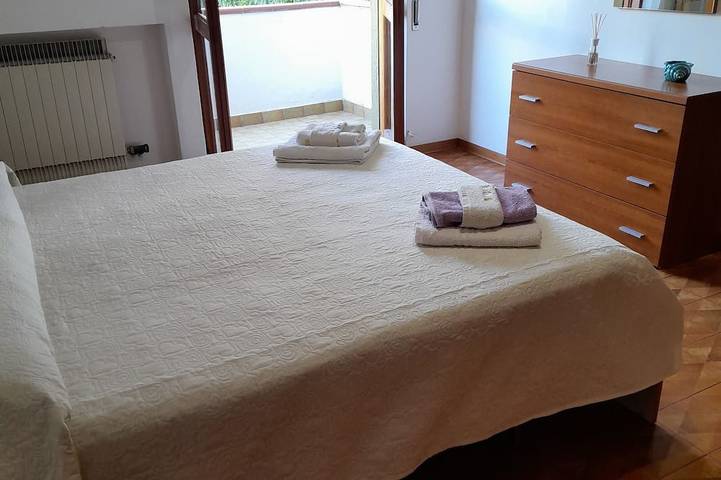 Gîte pour 4 personnes, avec balcon à Tropea - 3