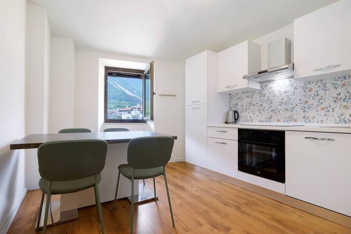 Gîte pour 5 personnes, avec jardin et balcon à Tenno - 4