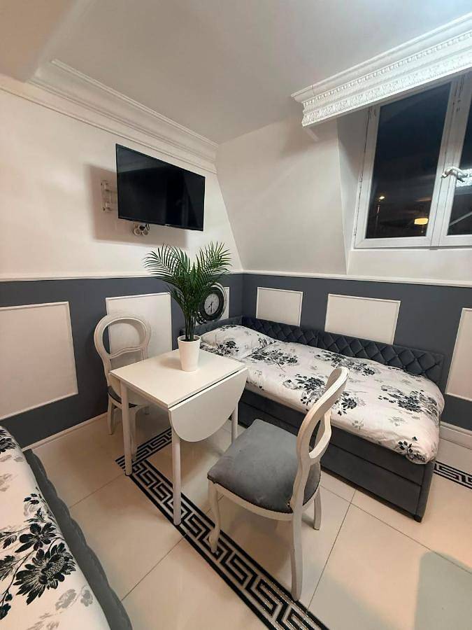 Appartement entier, Évasion à 10 Minutes de Paris Logements Privés in Deuil-la-Barre, Val-d'Oise