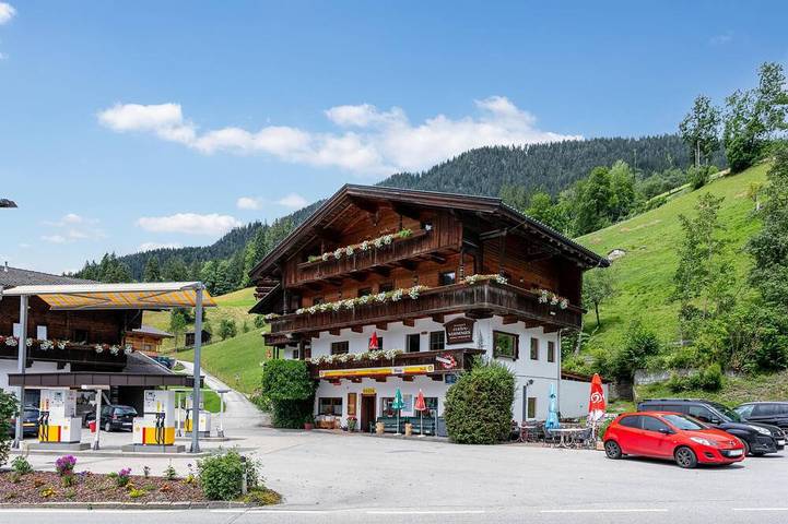Ferienhaus für 12 Personen, mit Balkon