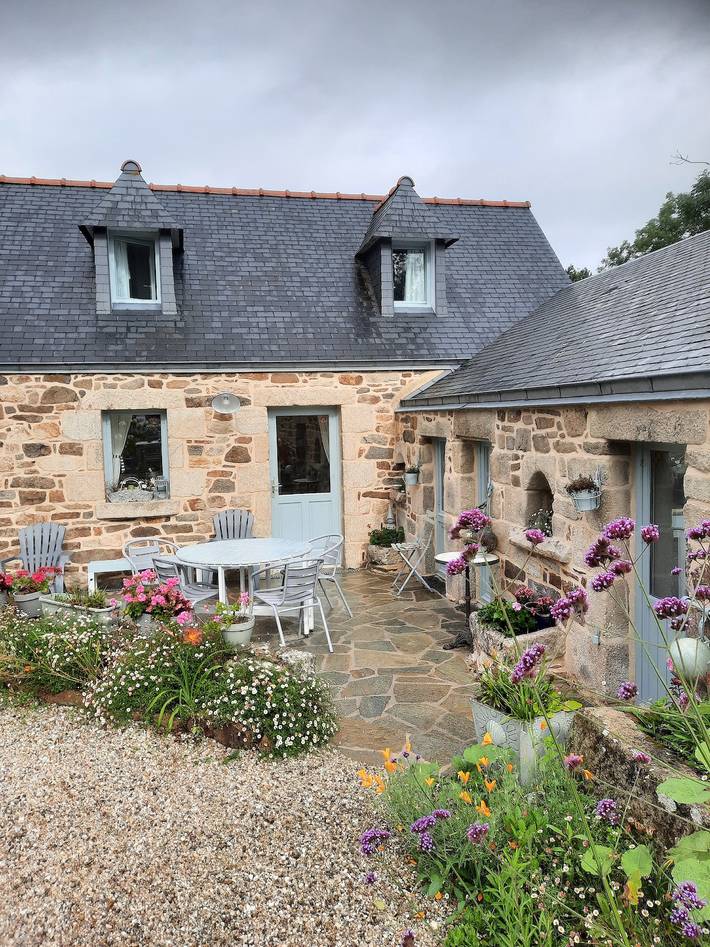 Location de vacances pour 4 personnes, avec Terrasse à Cléden-Cap-Sizun