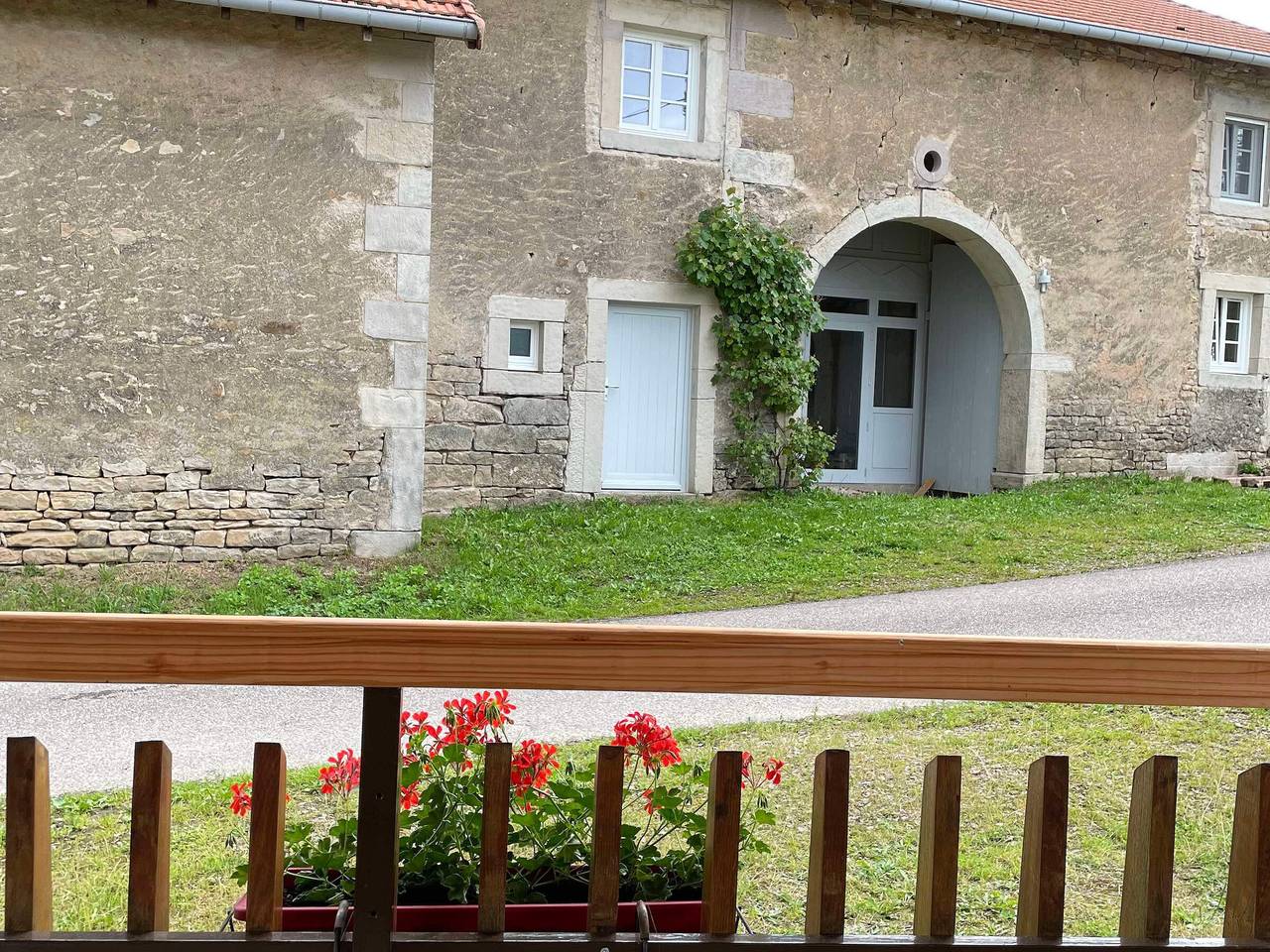 Gîte cosy avec Wifi et parking, proche nature in Le Clerjus, Région d'Épinal