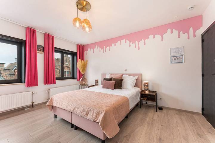 Oompa Loompas pinkes Schokoladenzimmer! in Brügge, Westflandern