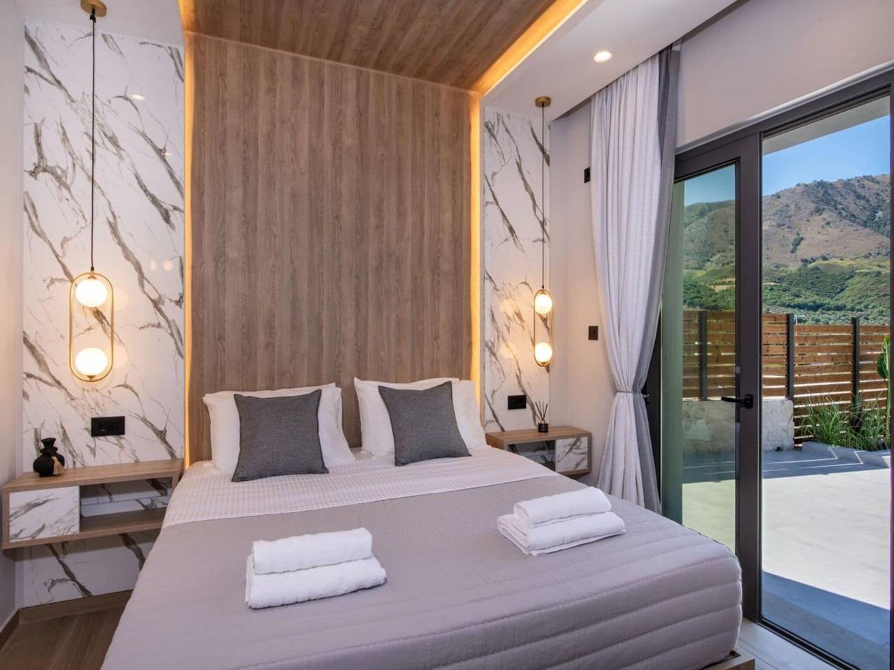 Villa Kournas für 12 Gäste mit Pool in Chania und Umgebung