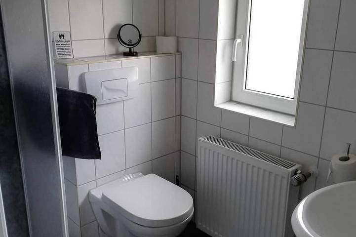 Bungalow für 2 Personen, mit Terrasse in Rostock - 4