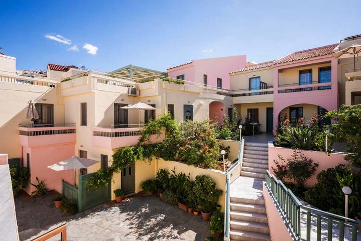 Ferienanlage für 3 Personen, mit Terrasse und Garten sowie Ausblick auf Kreta