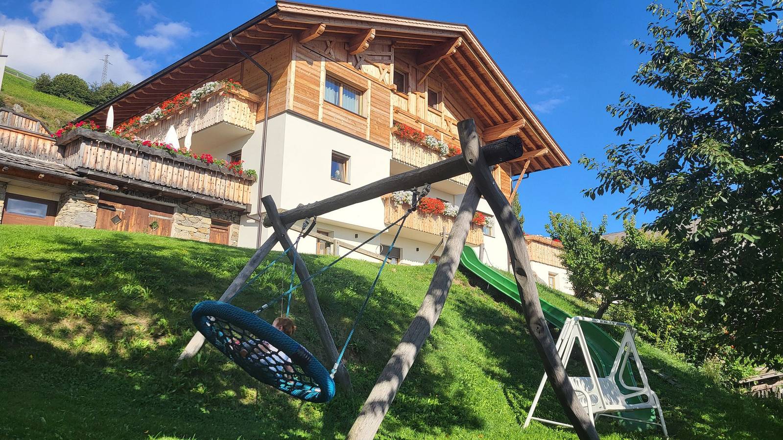 Ganze Wohnung, Apartment 'Waldes Duft - Patleidhof' mit Bergblick und privater Sauna am Balkon in Naturns, Texelgruppe