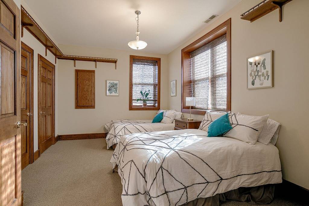 Ganze Wohnung, Hagenow Suite 3500 qm Ft Executive Suite in Lancaster County (NE)