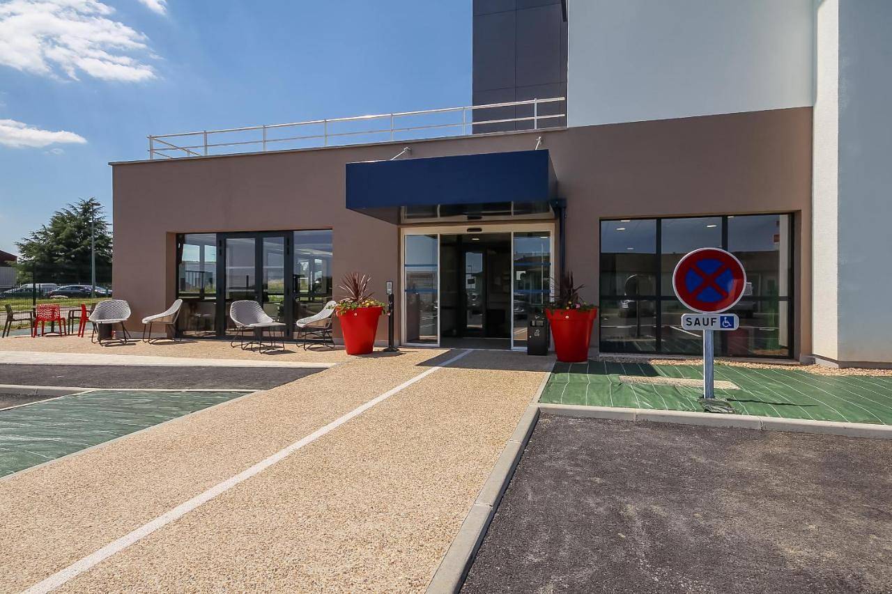 Ace Hôtel Le Mans in Saint-Saturnin, Sarthe