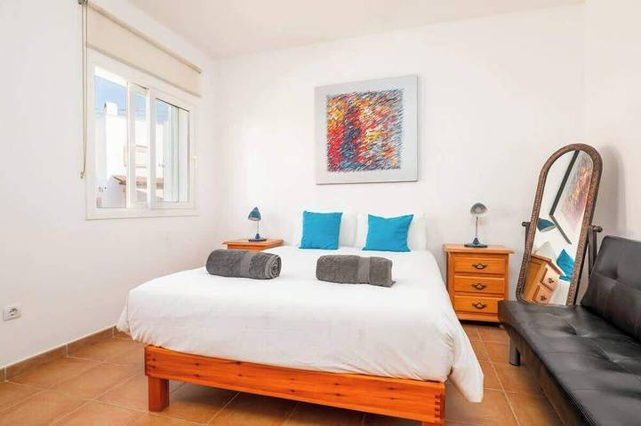 Villa Sofia Ibiza - Fünf Schlafzimmer Villa, Schläft 8 in Cala Gració, Sant Antoni de Portmany