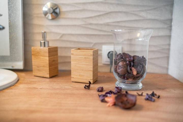 Villa pour 10 personnes, avec jardin ainsi que vue et piscine à Tribunj - 3