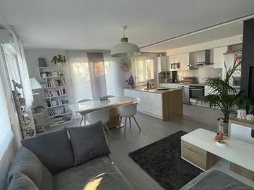 Gîte pour 6 personnes, avec terrasse dans Logelbach