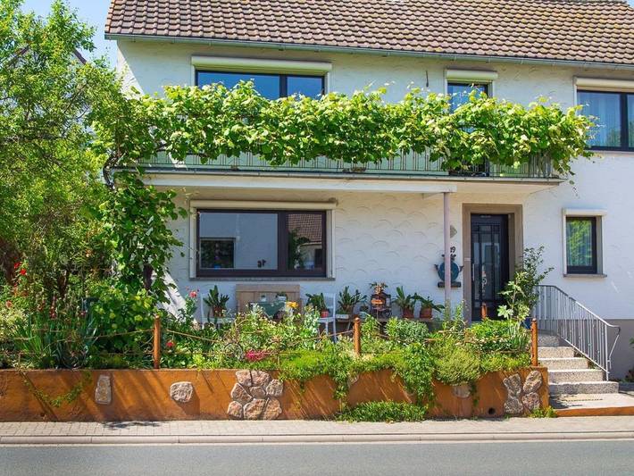 Ferienwohnung für 3 Personen, mit Garten
