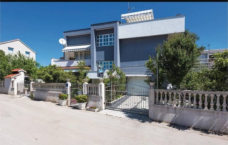 Ferienwohnung für 2 Personen, mit Terrasse in Vodice - 4
