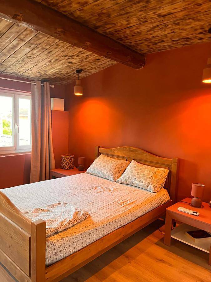 Location de vacances pour 17 personnes, avec piscine ainsi que terrasse et jardin à Ollioules - 2