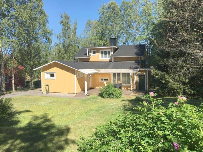 Casa de vacaciones para 10 personas, con sauna además de vistas y jardín - 1