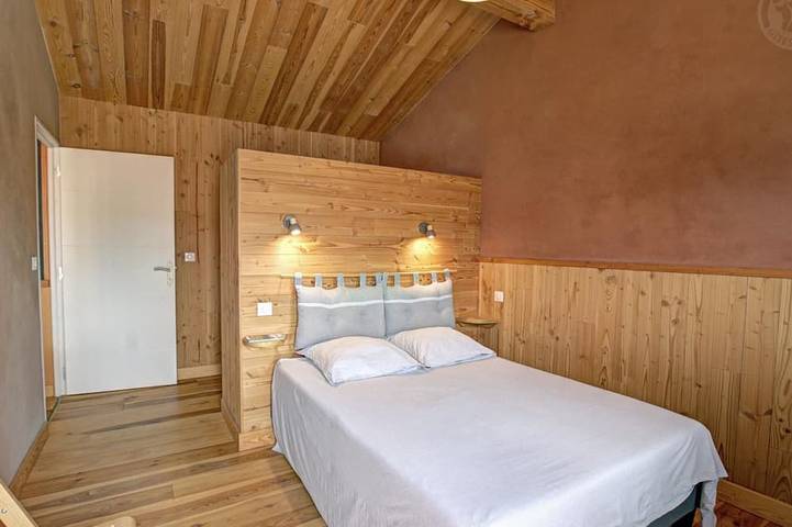 Gîte pour 6 personnes, avec terrasse à Verrières-en-Forez - 3