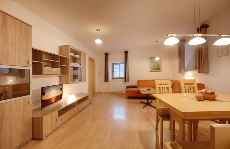 Ferienwohnung für 6 Personen, mit Garten