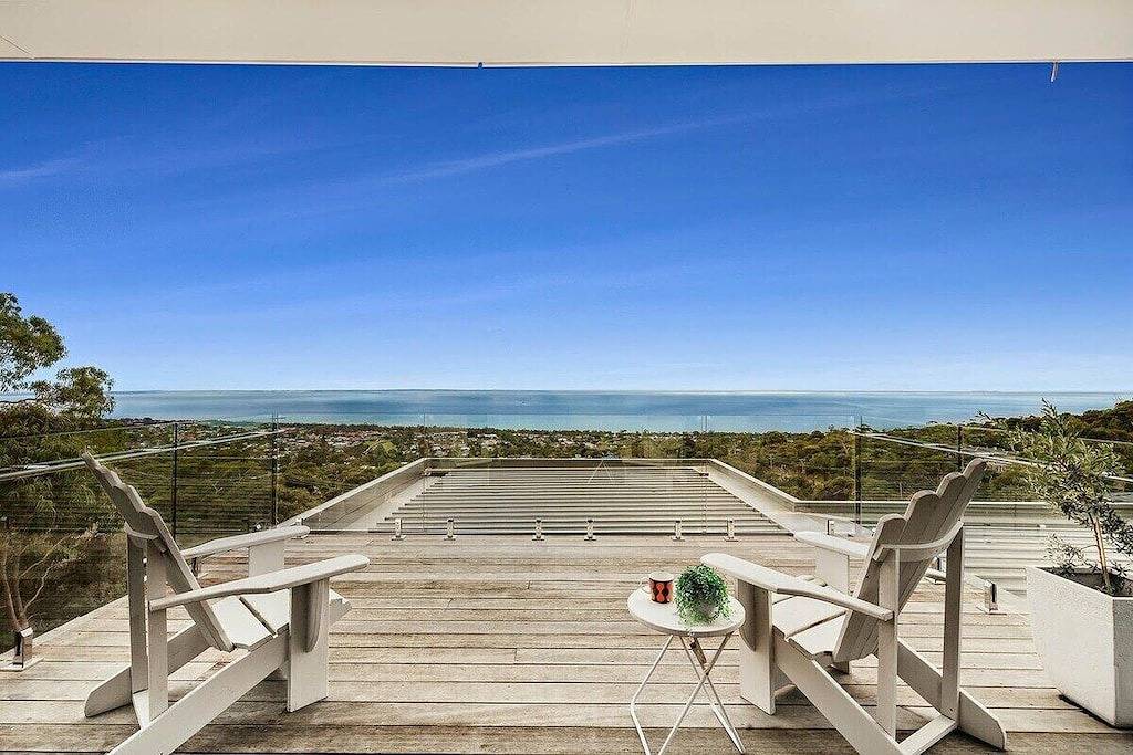 Cook's Lookout Mccrae in McCrae, Mornington Peninsula