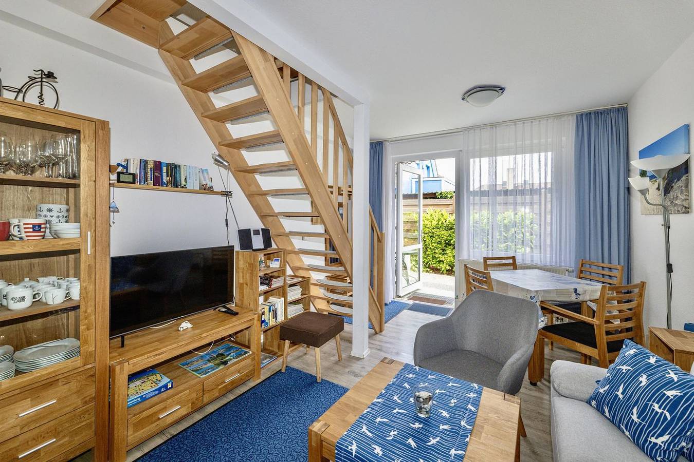 Ganze Wohnung, Ferienwohnung Ahoi: Strandnaher Rückzugsort für 4 Personen mit Terrasse und Wlan in Thiessow, Mönchgut