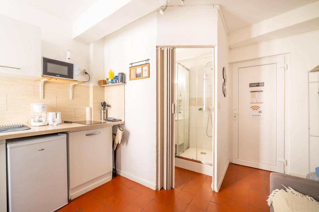 Appartement entier, Studio lumineux en centre de Beaucaire 2 pers - Cocon 3 in Beaucaire, Région de Nîmes