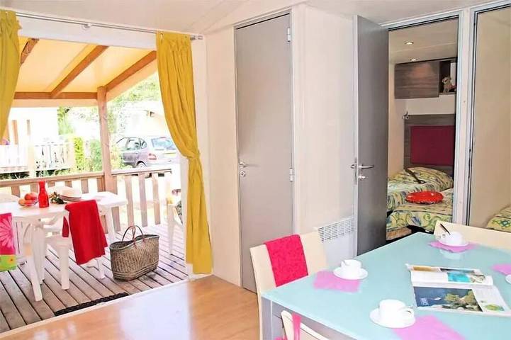 Camping pour 8 personnes à Saint-Raphaël