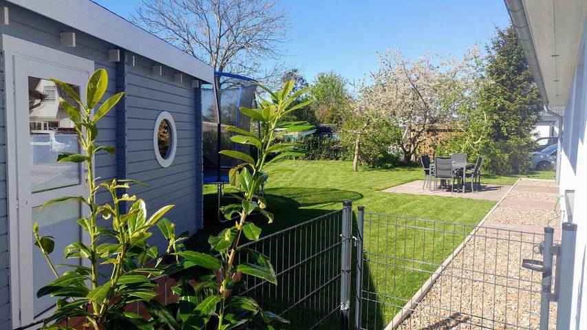 Ferienhaus für 6 Personen, mit Whirlpool und Terrasse sowie Garten und Sauna