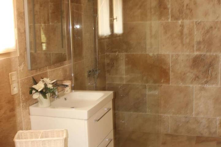 Location de vacances pour 2 personnes, avec jardin à Gardonne - 4