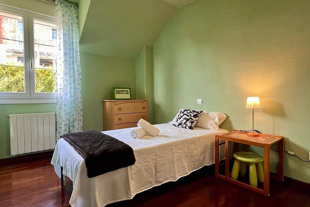 Casa Mirador del Pas in Piélagos, Costa de Cantabria