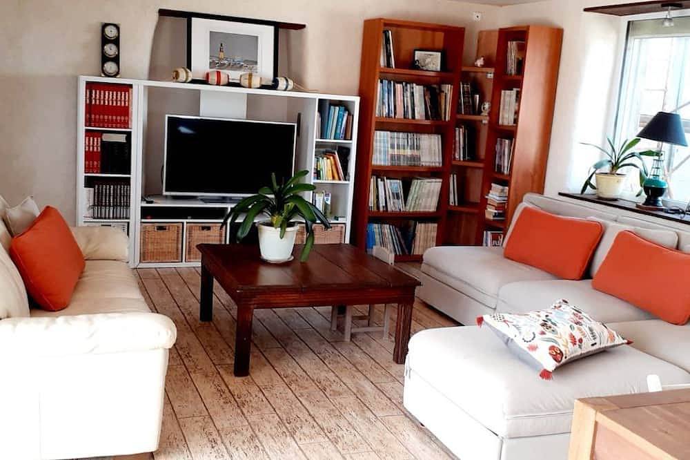 Maison au calme, proche de la mer in Santec, Ceinture Dorée