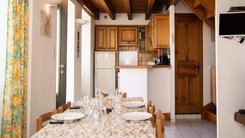Gîte pour 6 personnes, avec balcon à Les Bondons - 4