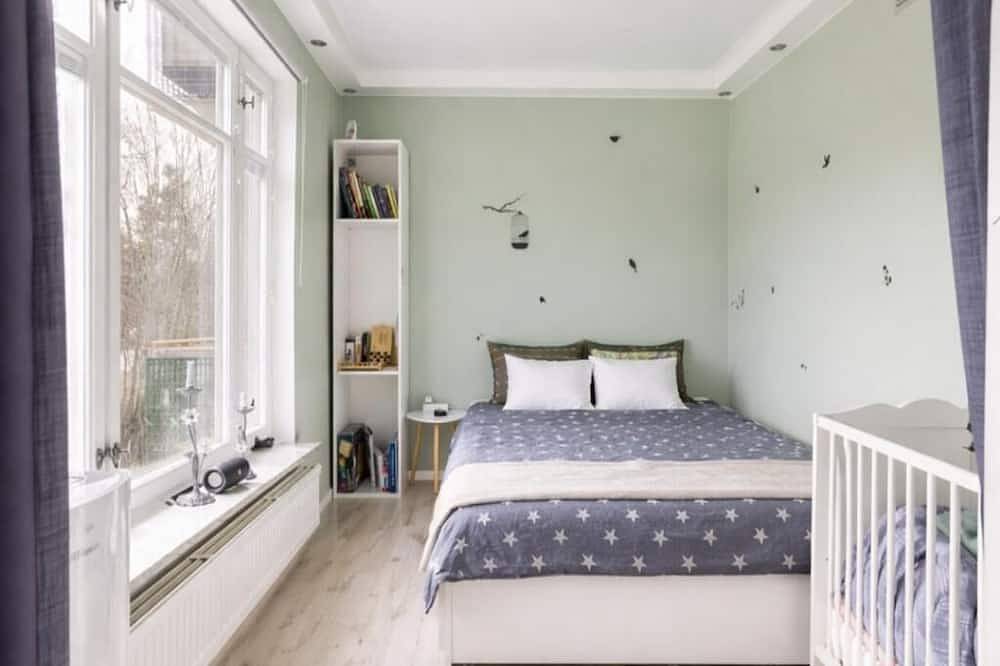 Ganze Wohnung, Charmantes Apartment mit 2 Schlafzimmern in Rejmyre mit Gartenblick in Finspang, Östergötland