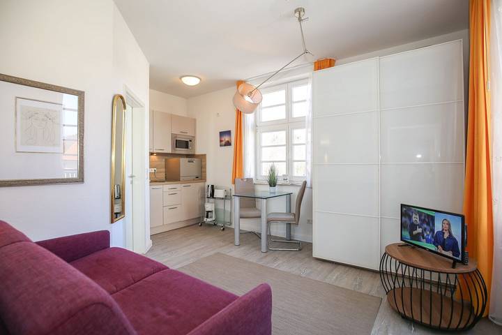 Ferienwohnung für 2 Personen, mit Balkon in Kühlungsborn - 2