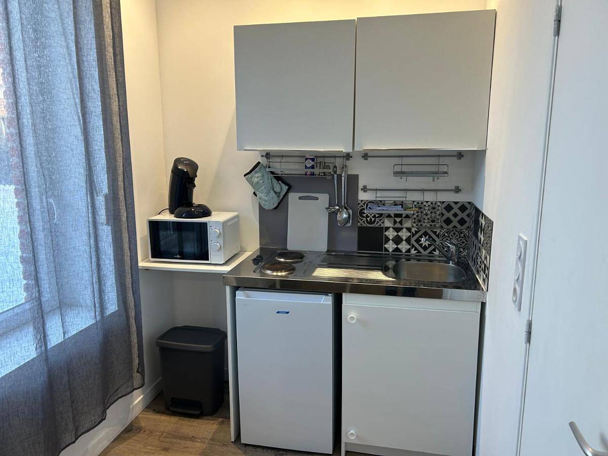 Appartement entier, One-Bedroom Apartment in Maubeuge, Avesnes-sur-Helpe