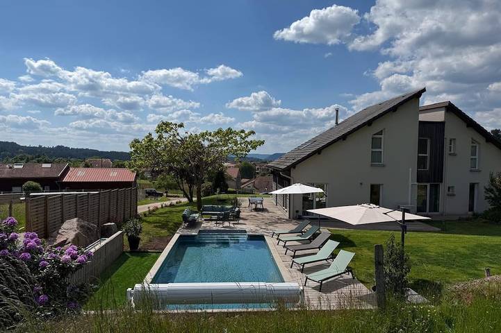 Location de vacances pour 15 personnes, avec Terrasse et Jardin à Ménil-de-Senones